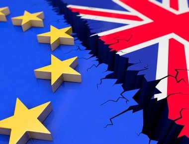 H Bρετανία ετοιμάζεται για το Brexit και συγκεντρώνει τρόφιμα και φάρμακα - «Πιλότος» για αποχώρηση χωρών από ευρωζώνη;